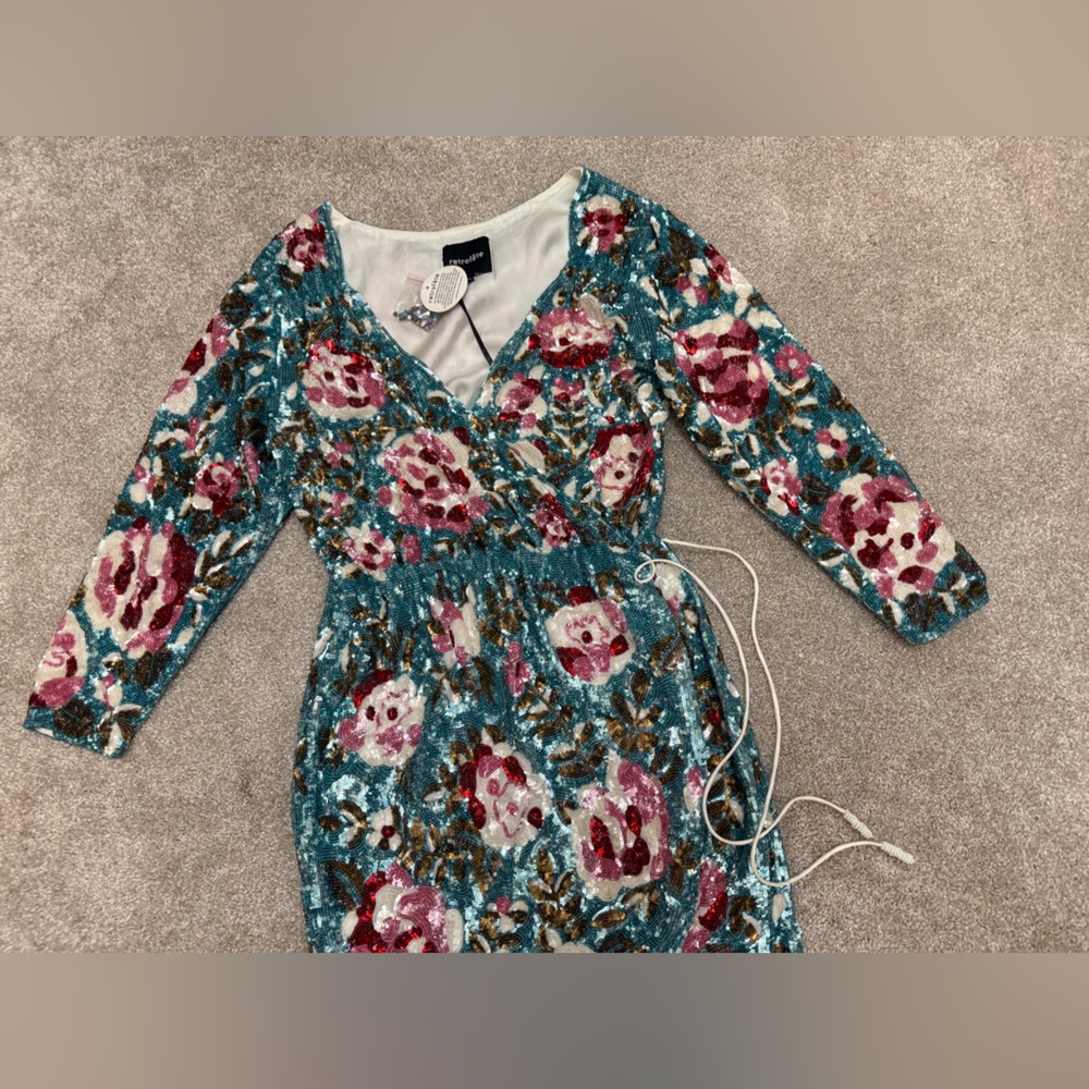 Retrofete Blue Floral Pattern Sequin Embellished Crepe Wrap Dress S - NWT - Picture 6 of 15